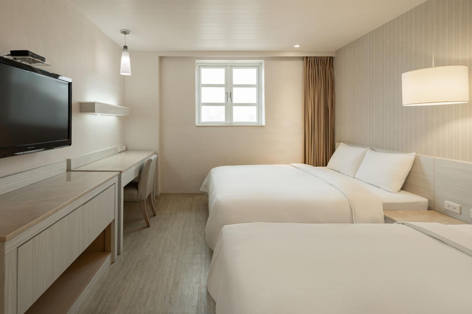 Kindness Hotel - Houyi Jiuru Kaohsiung Room photo